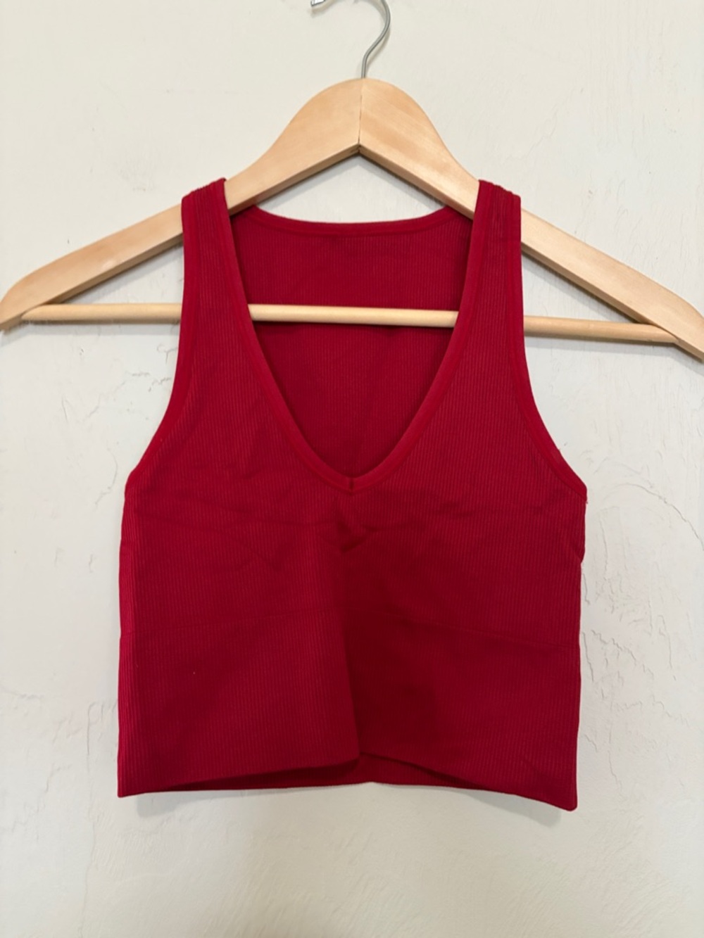 Athleta Red Aurora Cropped Tank Top. Worn Once. Excellent Condition.